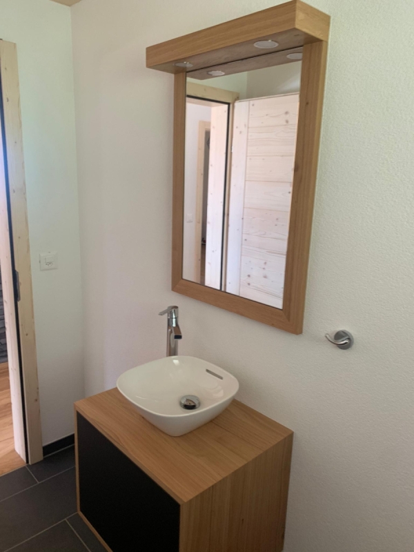 81562748-48fc-42e9-9ac4-8f32c4e41f53